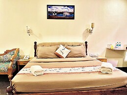 SPARV Aulakhs Resort