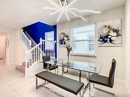 A Touch Of Blue At Windsor Island Resort 5 Bedroom Townhouse by Redawn