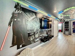 A Touch Of Blue At Windsor Island Resort 5 Bedroom Townhouse by Redawn