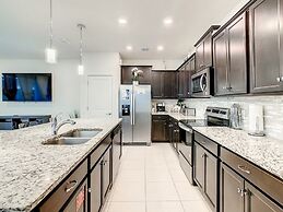 A Touch Of Blue At Windsor Island Resort 5 Bedroom Townhouse by Redawn