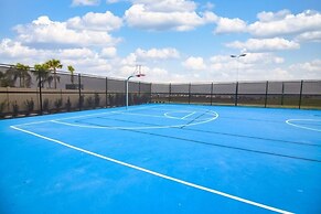 A Touch Of Blue At Windsor Island Resort 5 Bedroom Townhouse by Redawn