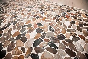 Guadalupe Bluff Bunk House 5 Bedroom Home by RedAwning