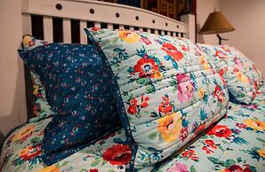 Guadalupe Bluff Bunk House 5 Bedroom Home by RedAwning