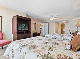 Yacht Club Villas #2-405 3 Bedroom Condo by RedAwning