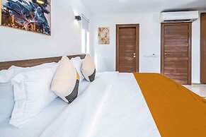 Crest Apartments & Suites