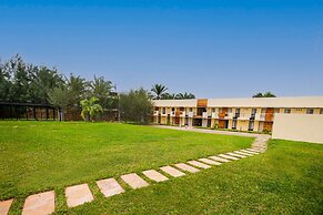 Crest Apartments & Suites