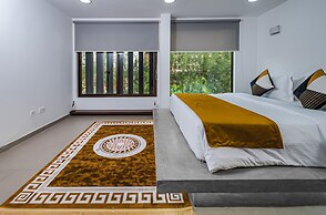 Crest Apartments & Suites