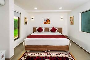 Crest Apartments & Suites