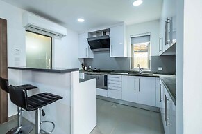 Crest Apartments & Suites