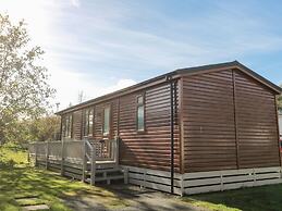 Pinecone Lodge - No 9