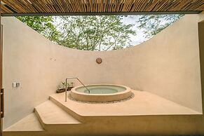 Destino Mío Mayan Jungle Retreat