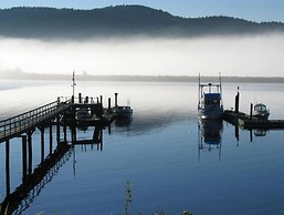 Salty Towers Oceanfront Cottages