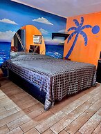 Orbit Inn - Houston Homestead/Tidwell