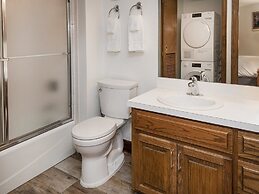 Village Inn Plaza 103