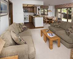 Village Inn Plaza 103