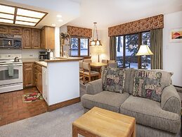 Village Inn Plaza 103