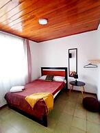 Airport traveler's home. - Hostel