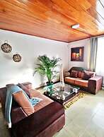 Airport traveler's home. - Hostel