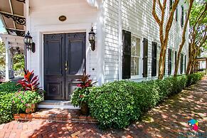 The Irish Bar near Bay Historic Savannah