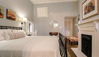 The Irish Bar near Bay Historic Savannah