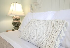 The Irish Bar near Bay Historic Savannah