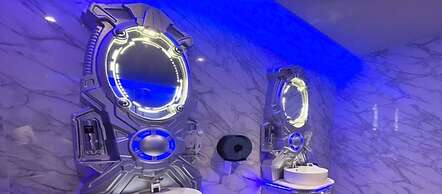 PERA Space Capsule Hotel