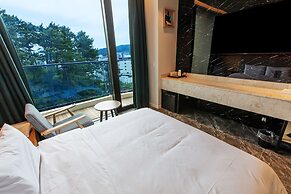 Hotel The Club Yeonhwari