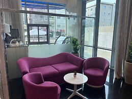 C - Hotel and Suites Doha