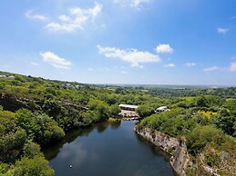 Branock, Tor Down Quarry