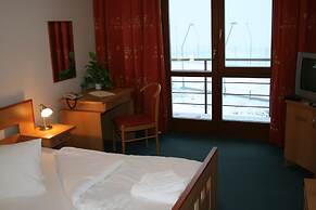 K-Triumf resort