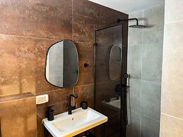 Levinski Market Hotel