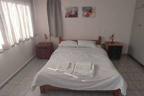 Lovely Modern Studio in Romanos Patras, Greece