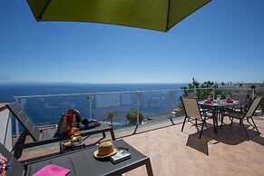 La Dimora di Euribia - Suspended Between sky and sea