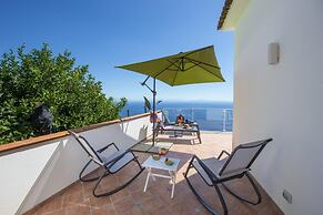 La Dimora di Euribia - Suspended Between sky and sea