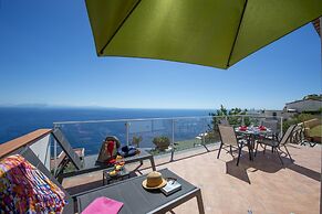 La Dimora di Euribia - Suspended Between sky and sea