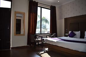 Tapasthali By Meera Hotels