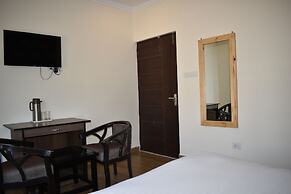 Tapasthali By Meera Hotels