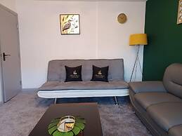 Black Pearl Luxury Apartments