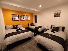 Black Pearl Luxury Apartments