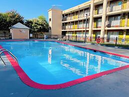 Ashland Studio Inn By OYO Richmond North near Kings Dominion