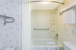 Ashland Studio Inn By OYO Richmond North near Kings Dominion