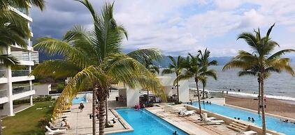 CONDO 171H BY TRVL2HM