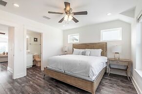 Destin Oasis by Avantstay Outdoor Kitchen, Game Room & Pool!