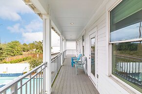 Destin Oasis by Avantstay Outdoor Kitchen, Game Room & Pool!