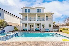 Destin Oasis by Avantstay Outdoor Kitchen, Game Room & Pool!