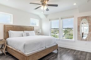 Destin Oasis by Avantstay Outdoor Kitchen, Game Room & Pool!