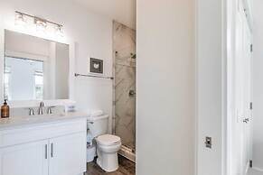 Destin Oasis by Avantstay Outdoor Kitchen, Game Room & Pool!