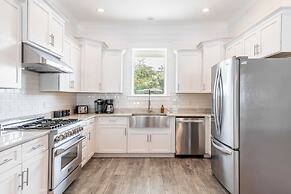 Destin Oasis by Avantstay Outdoor Kitchen, Game Room & Pool!