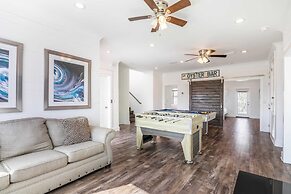 Destin Oasis by Avantstay Outdoor Kitchen, Game Room & Pool!