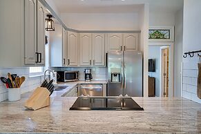 Magnolia Charms by Avantstay 2 Mins TO Beach Pet Friendly, BBQ & Balco